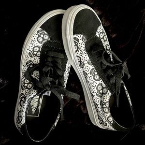 Vans Sport Dia De Los Muertos Sneakers Women’s Size 7